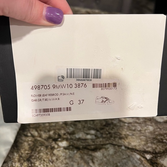 Gucci Size 7/37 Worn Once - With Box! Green Flower Leaf Sneakers - Picture 5 of 9